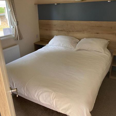 46 Pine Ridge Hotel Poole Ngoại thất bức ảnh
